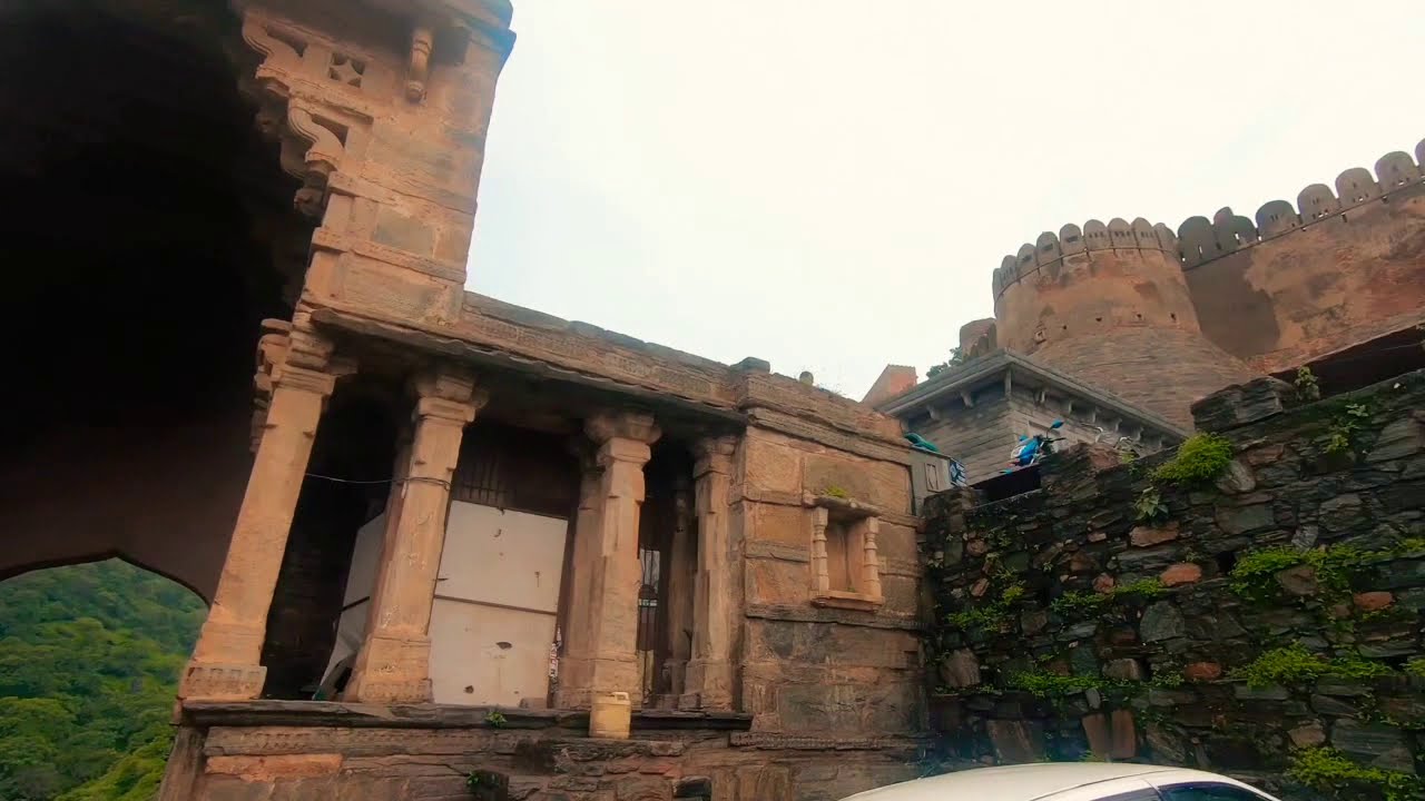 Kumbhalgarh Fort Tour and The Blue City of Jodhpur - Scenic Drive through Rajasthan, India