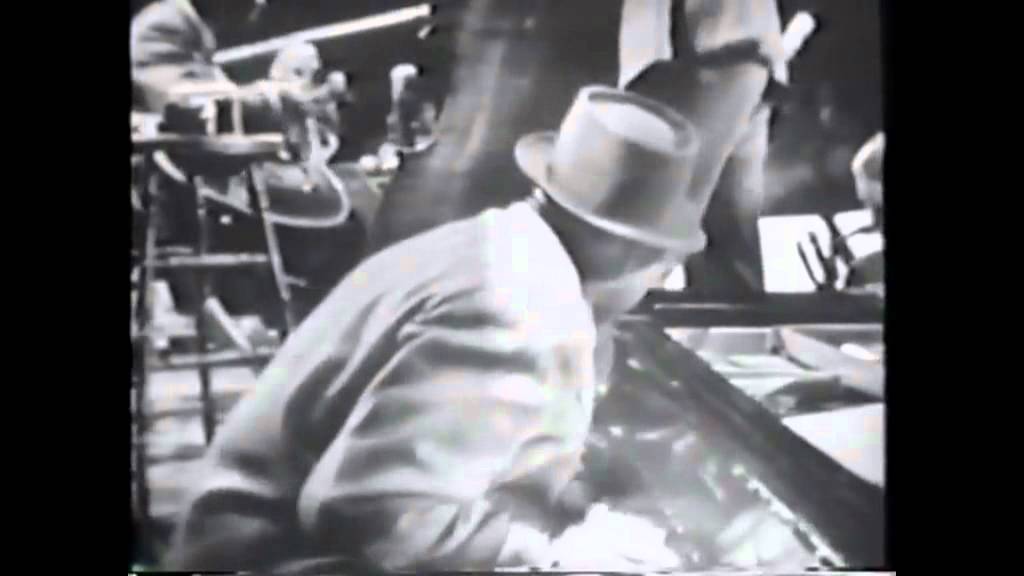 The Count Basie Orchestra - Fast and Happy Blues