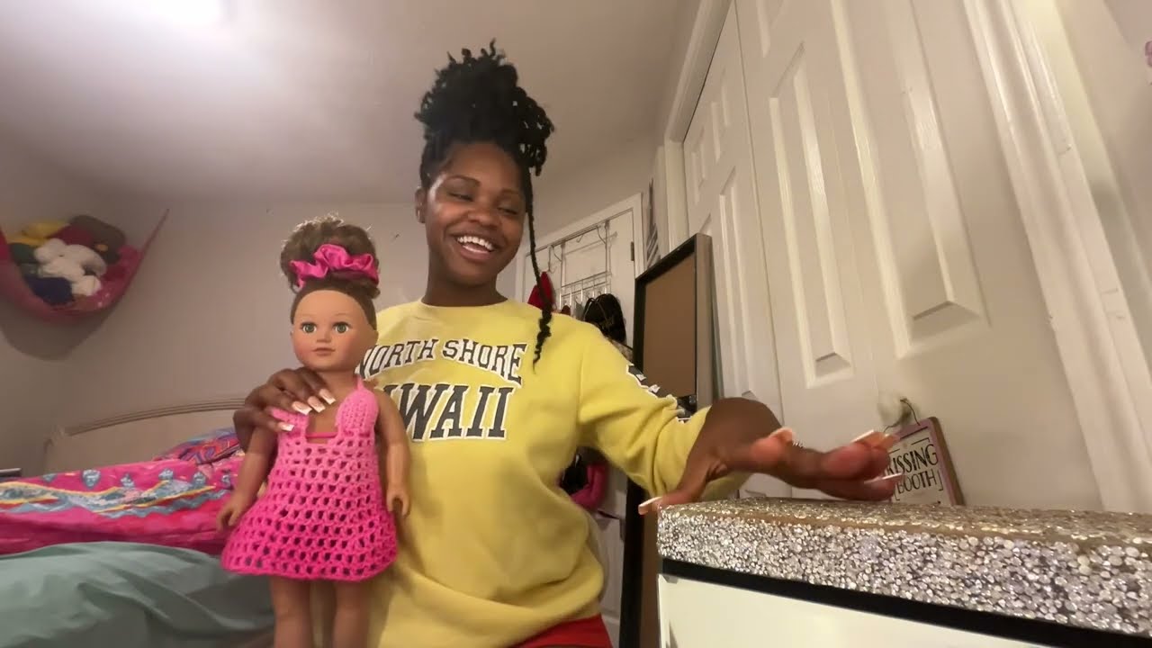 ASMR Piercing Dolls Ear