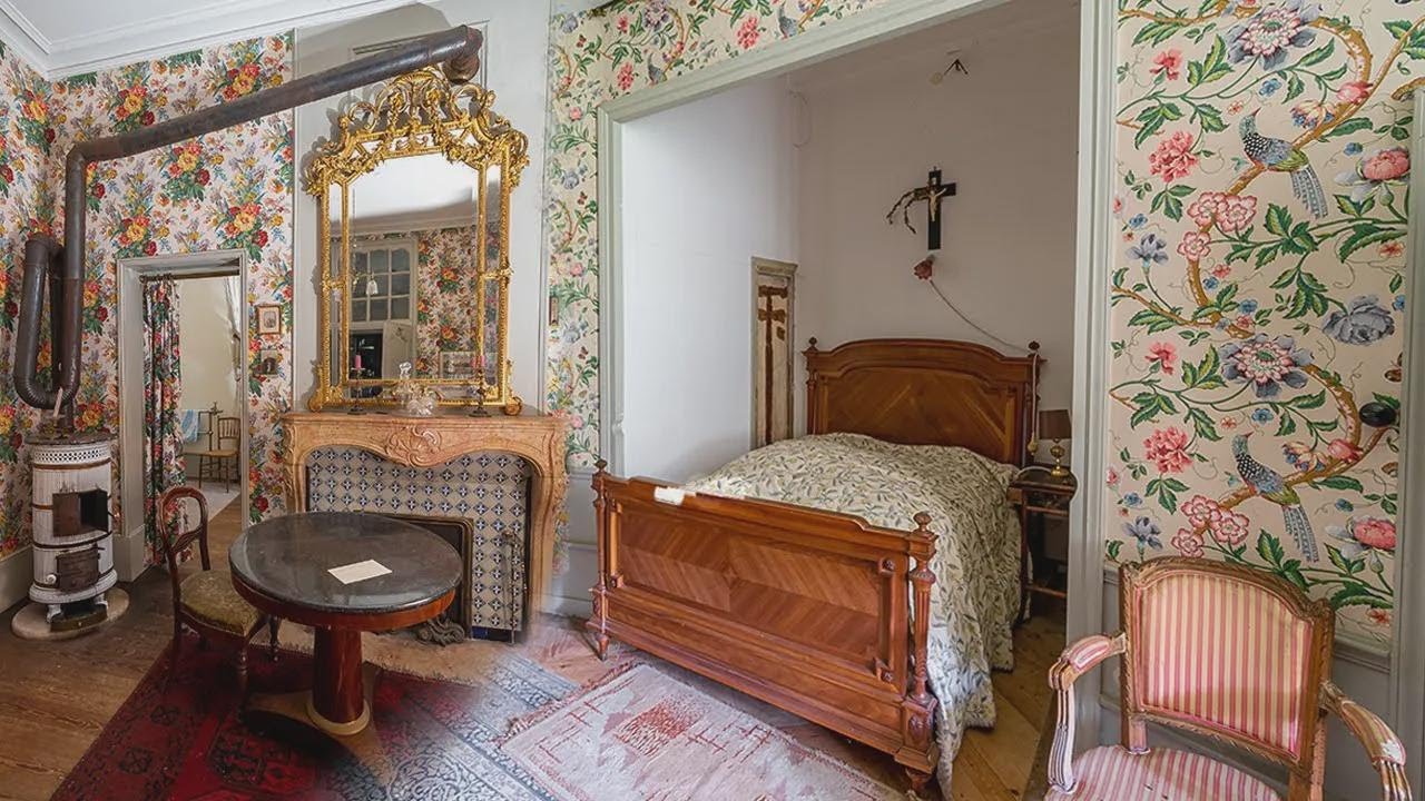 Castillo Victoriano Abandonado de la Familia Gerardi – Nunca Regresaron!