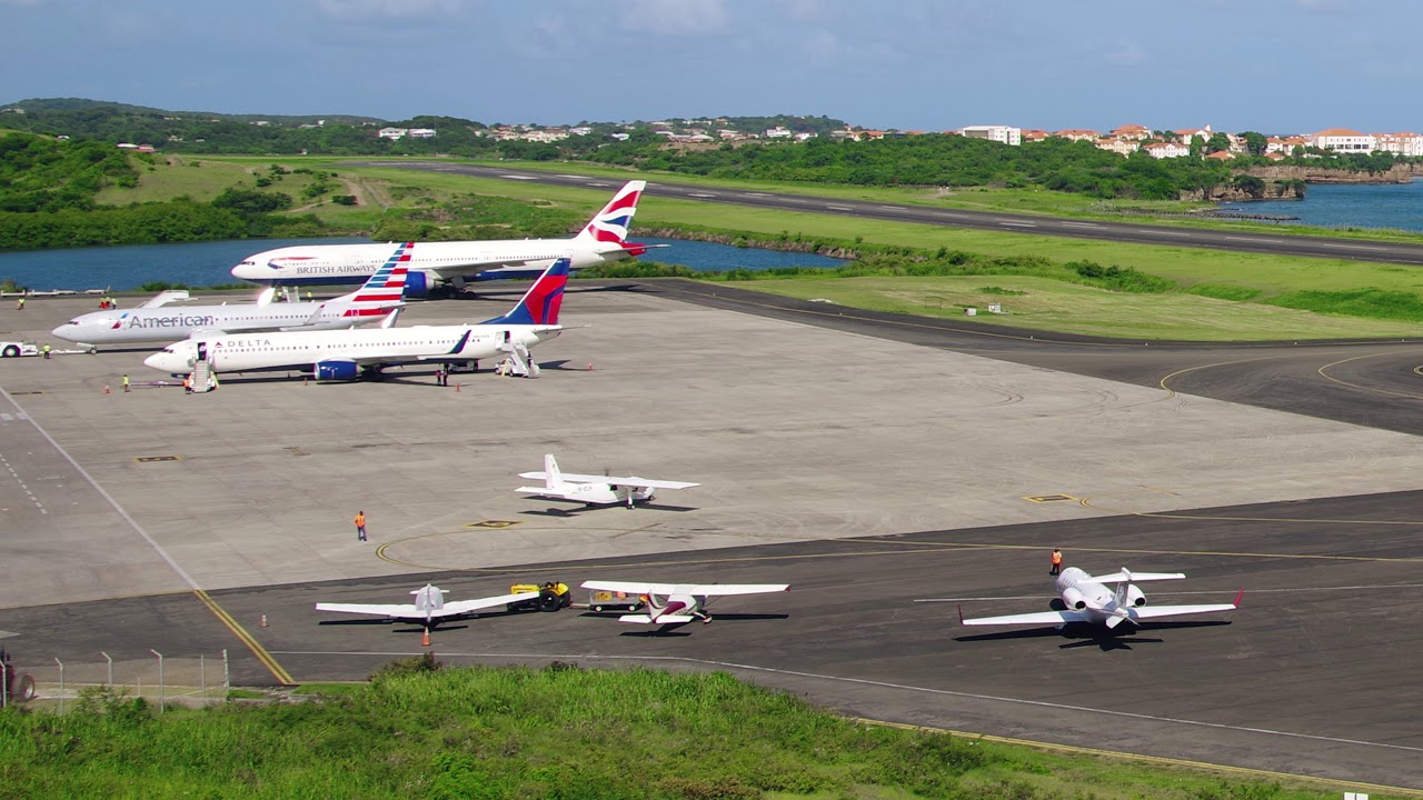 Airport Timelapse