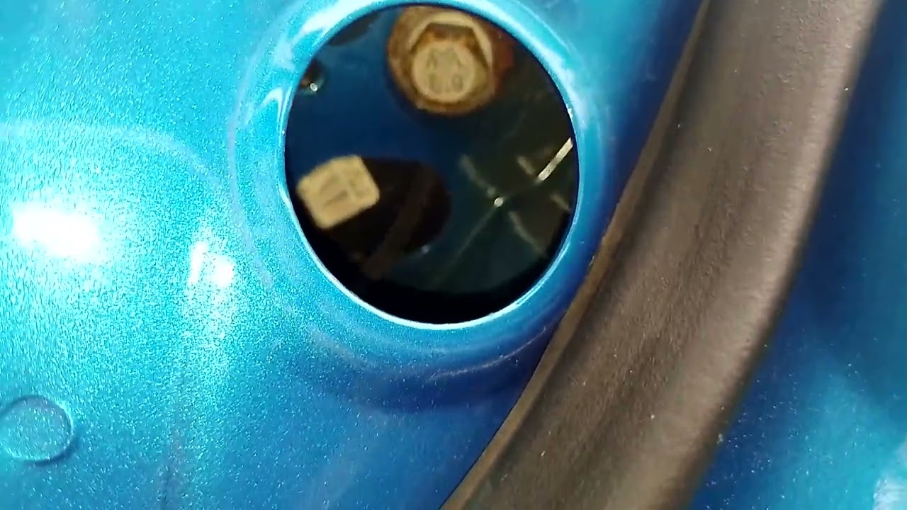 Fijación del  espejo lateral Ford Fiesta Kinetic