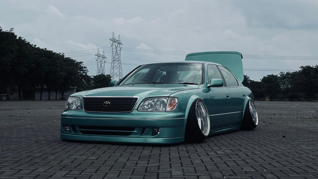 &ldquo;Kujira&rdquo; Toyota Celsior VIP Style Indonesia UCF21