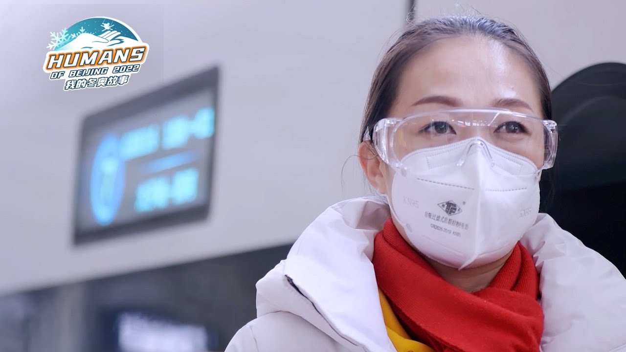 Humans of Beijing 2022: Lv Pan, chief conductor of Beijing-Zhangjiakou High-speed Railway