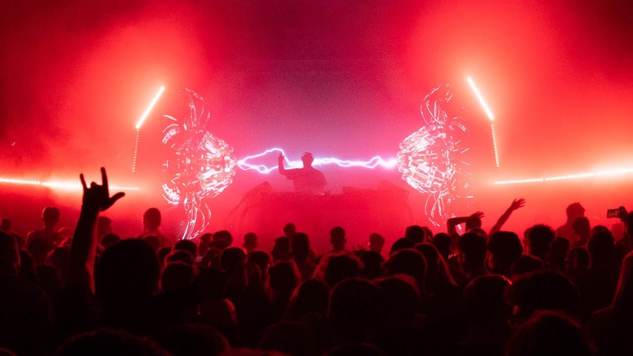 JOHANNES SCHUSTER | [unknown] 2023 | AUDIO VISUAL EXPERIENCE