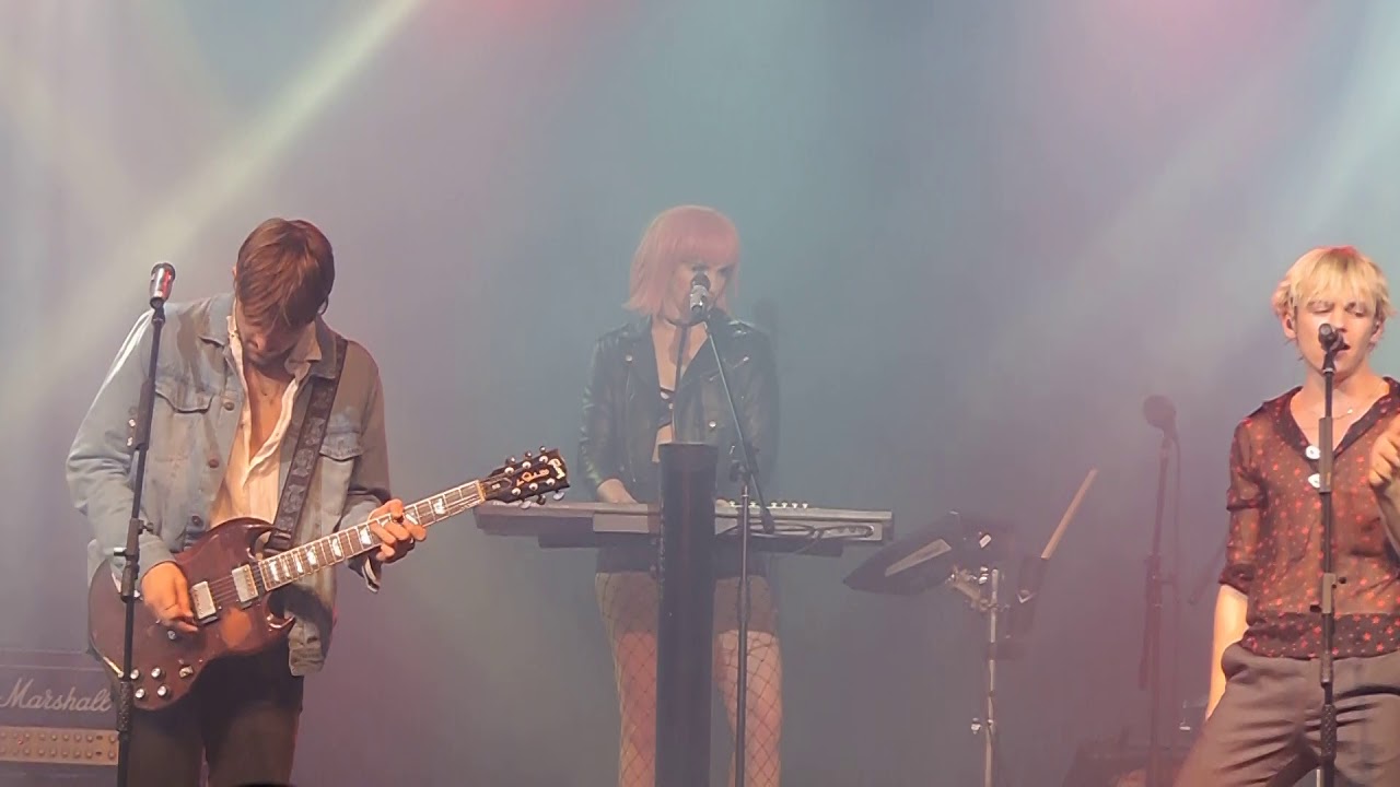 R5 - Red Velvet & Ross Tap Dance (Brazil - Sao Paulo 26/11/17)