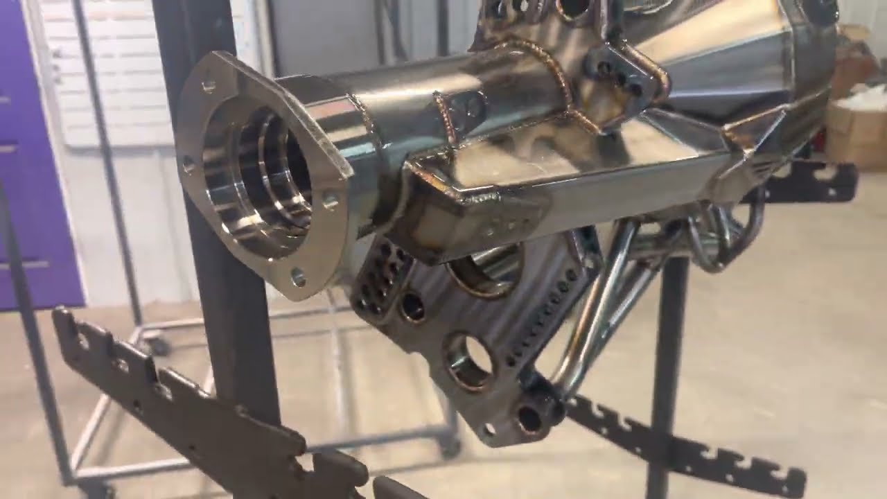 Hammer Concepts and Design&rsquo;s Custom Built Rear End Housing 2