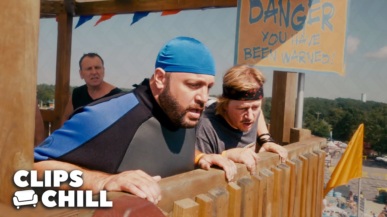 La Orina de Kevin James tiñe de azul la Piscina de los niños | Son como niños