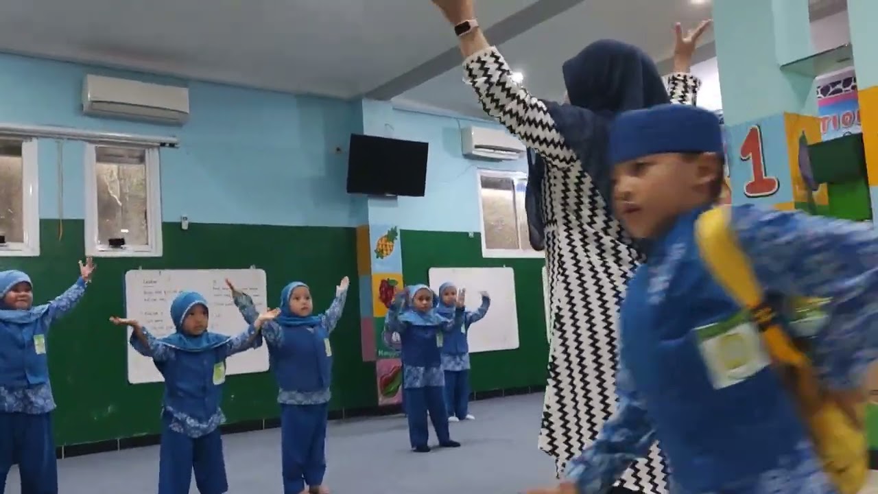 Latihan tari porseni @RAattaqwa #porseni #tariananaktk #tarian 