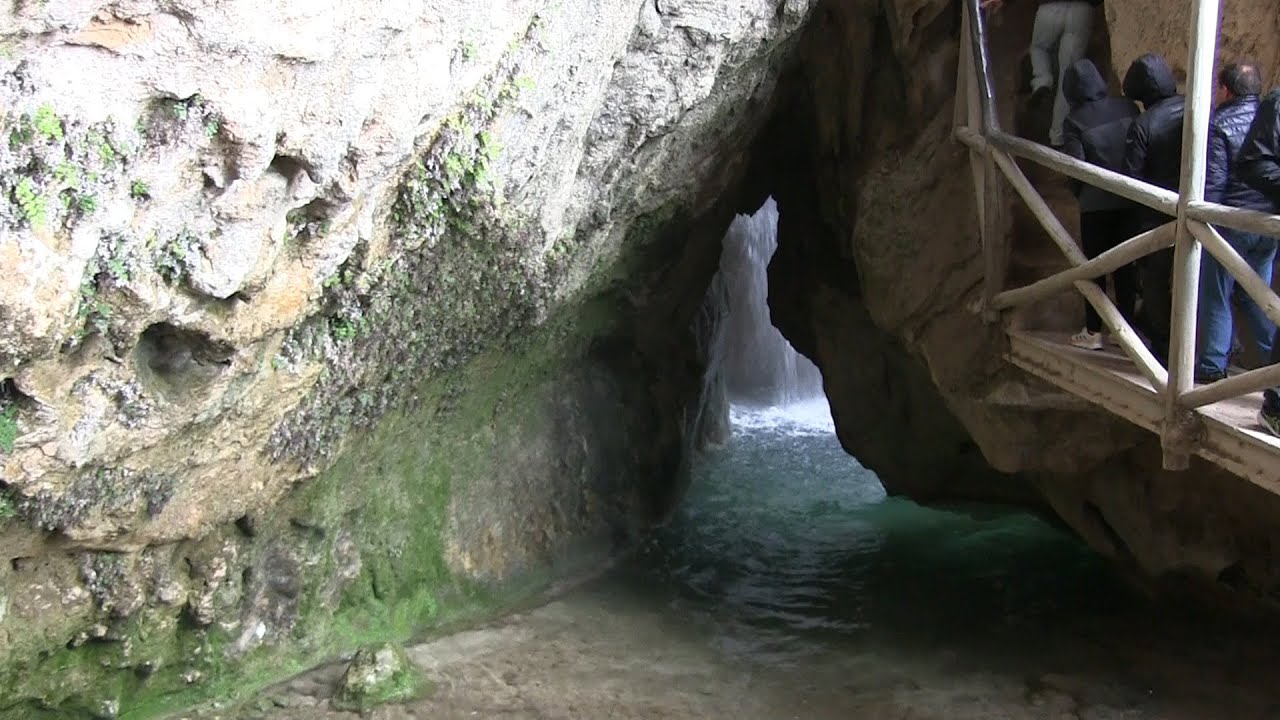 Cueva del Agua Tiscar Quesada Jaén