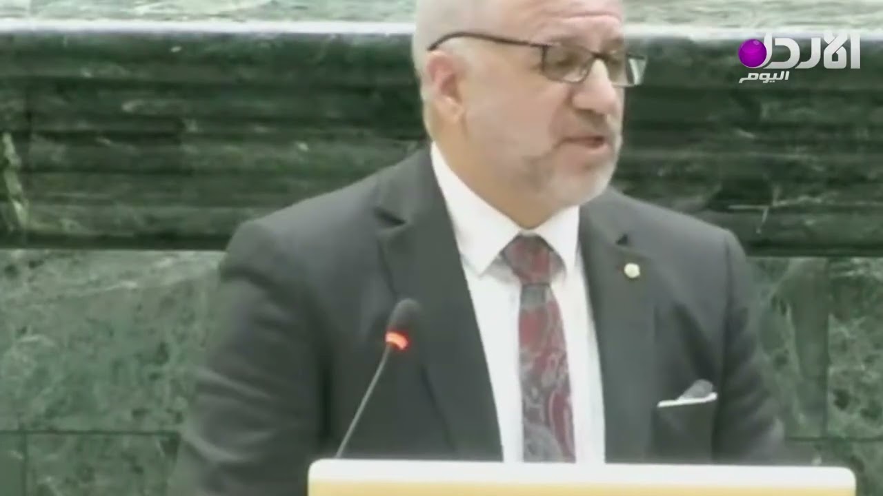 الربيحات يلقي أقصر خطبة لنائب جائع أقم الصلاة يا دولة الرئيس