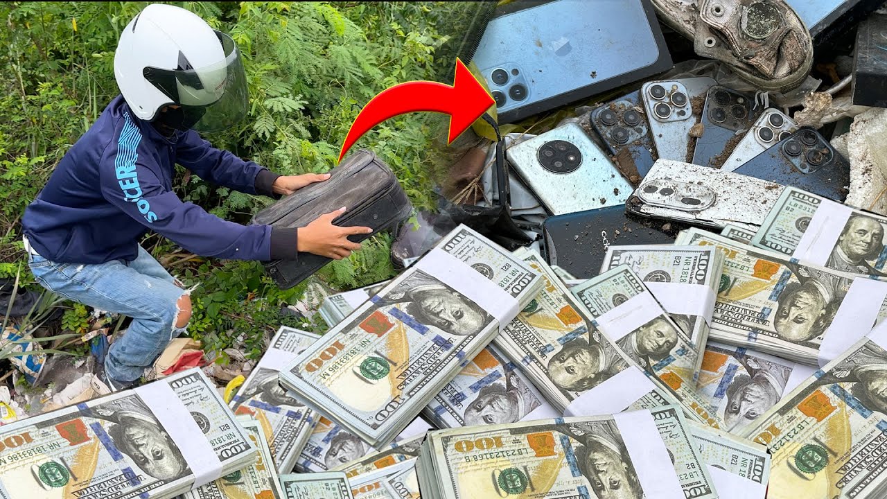 Great Lucky..😱🤑! i Found Many iPhone 15 Series With A lots Of Money in The Forest Near The City !