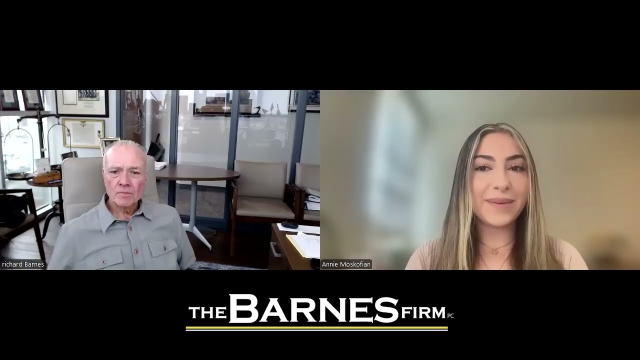 Победительница юридической стипендии фирмы Barnes Firm – Энни Москофян.