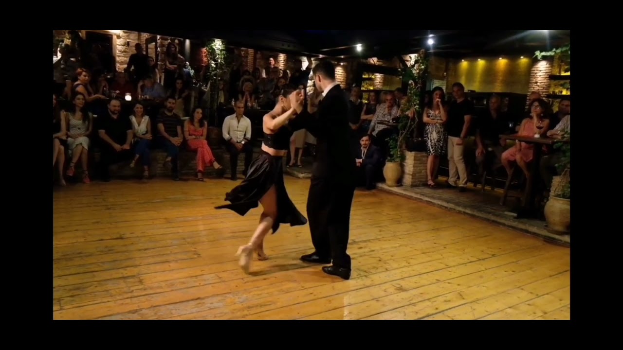 Tango Fantasía students at El Abrazo tango, Athens