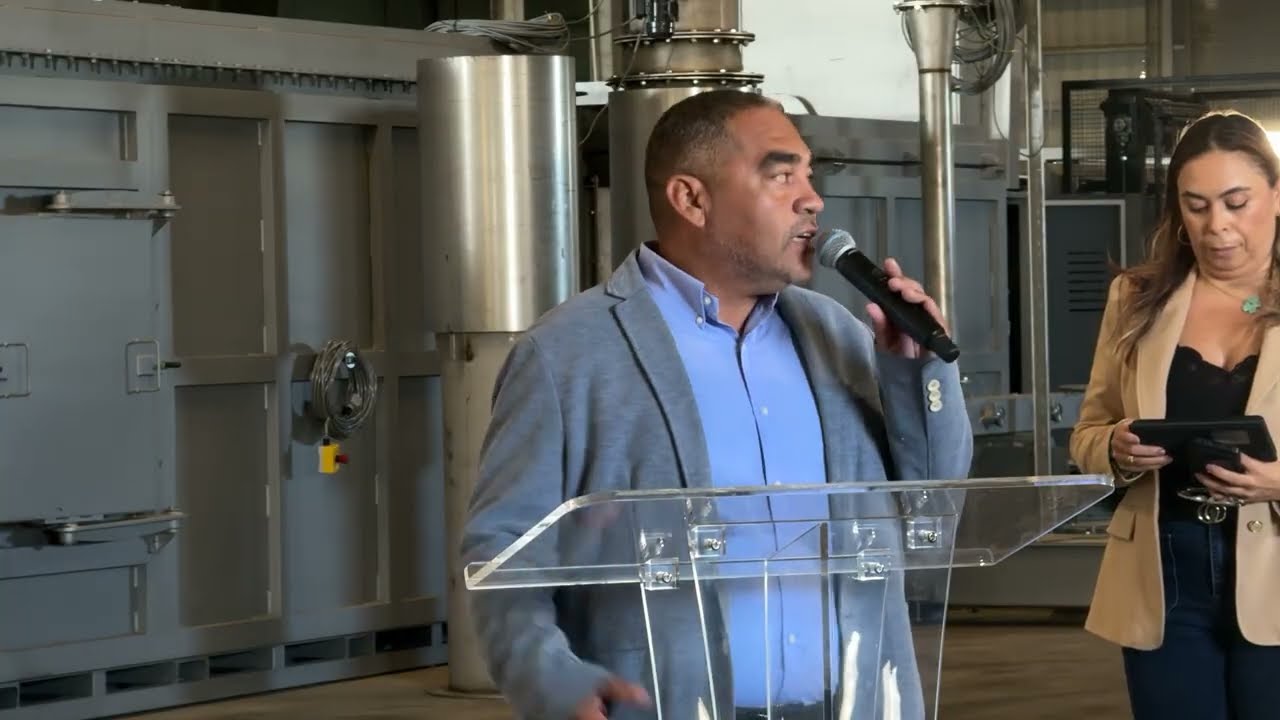 Dos incinerator nobo y moderno lo reforza maneho di desperdicio na Parkietenbos