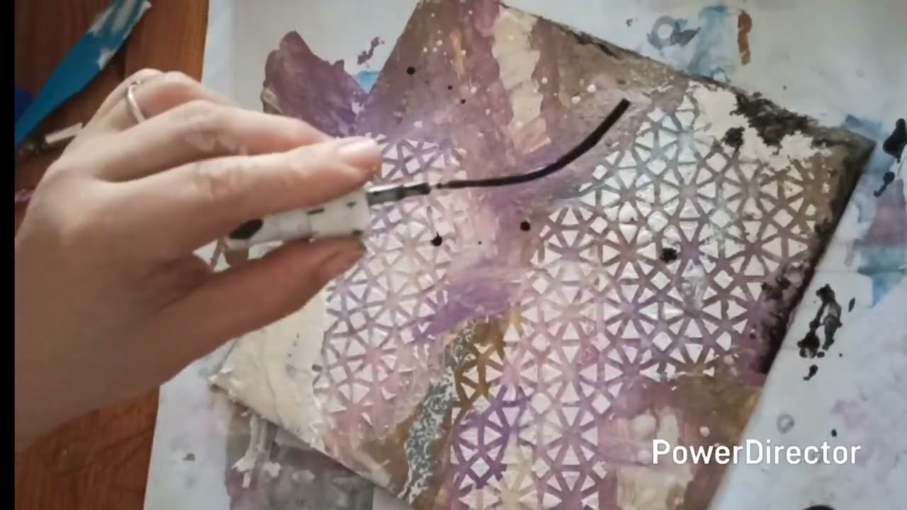 Pas l esprit de Noël encore!!! 🤣 Page art journal 