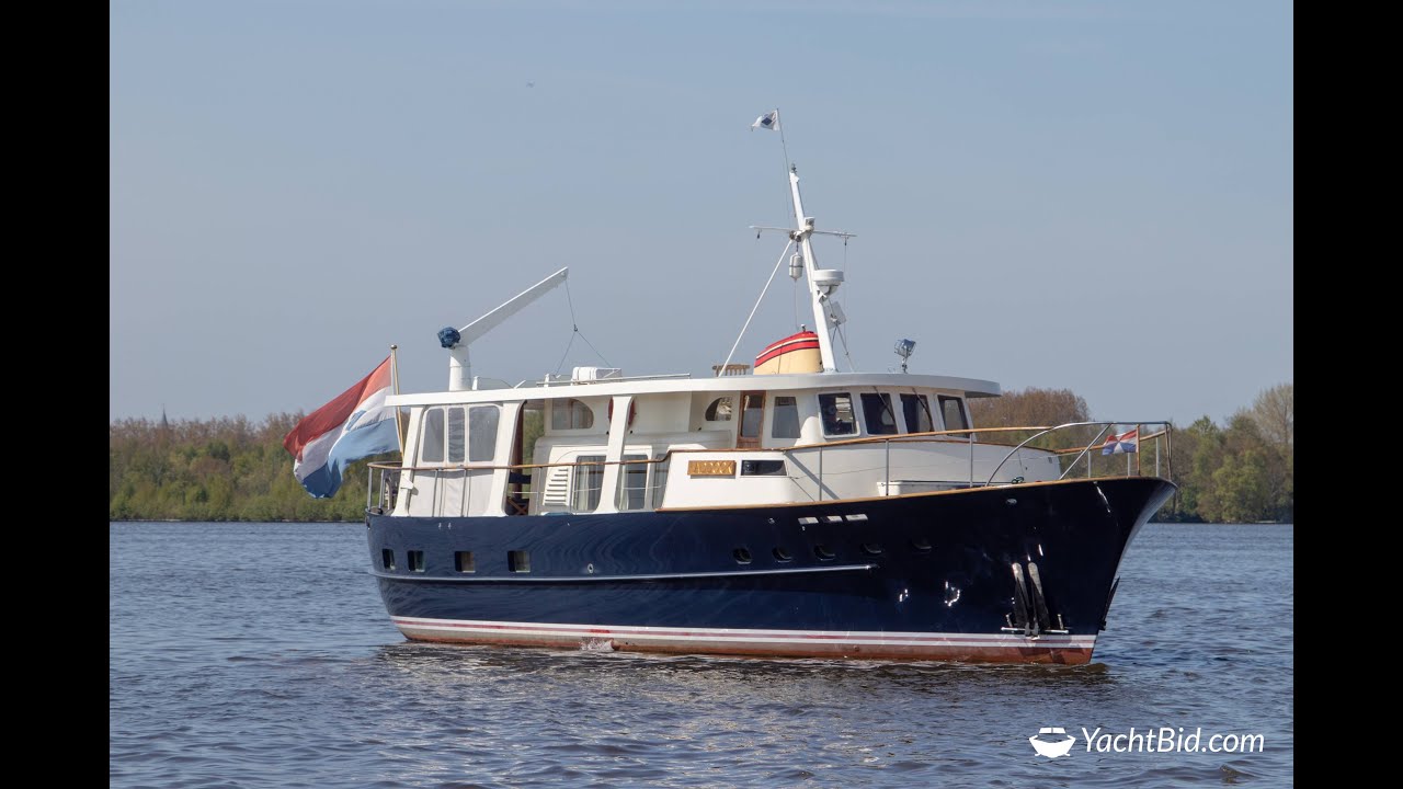 Videotour FEADSHIP CANOE STERN