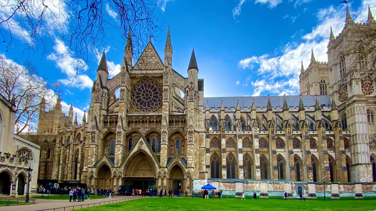 Westminster Abbey. Gotycki kościół miejsce koronacji królów Anglii. 4K