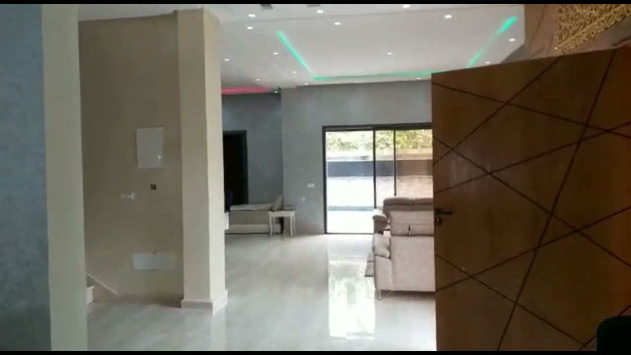 سلا حي شماعو فيلا فخمة محفظة مساحتها 400 متر 3 مستويات تمن 460 مليون 212661247058