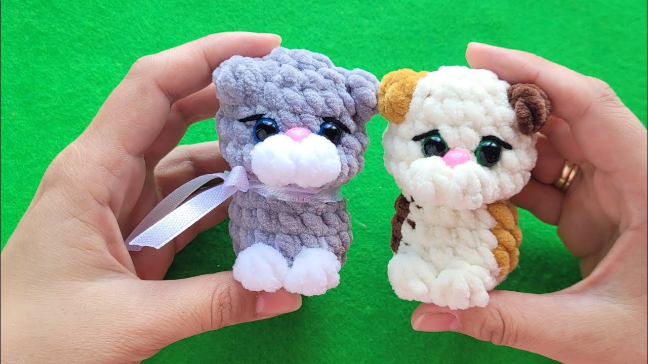 Мини котик вязаный крючком из плюшевой пряжи😸crochet cat😸gehäkelte Katze