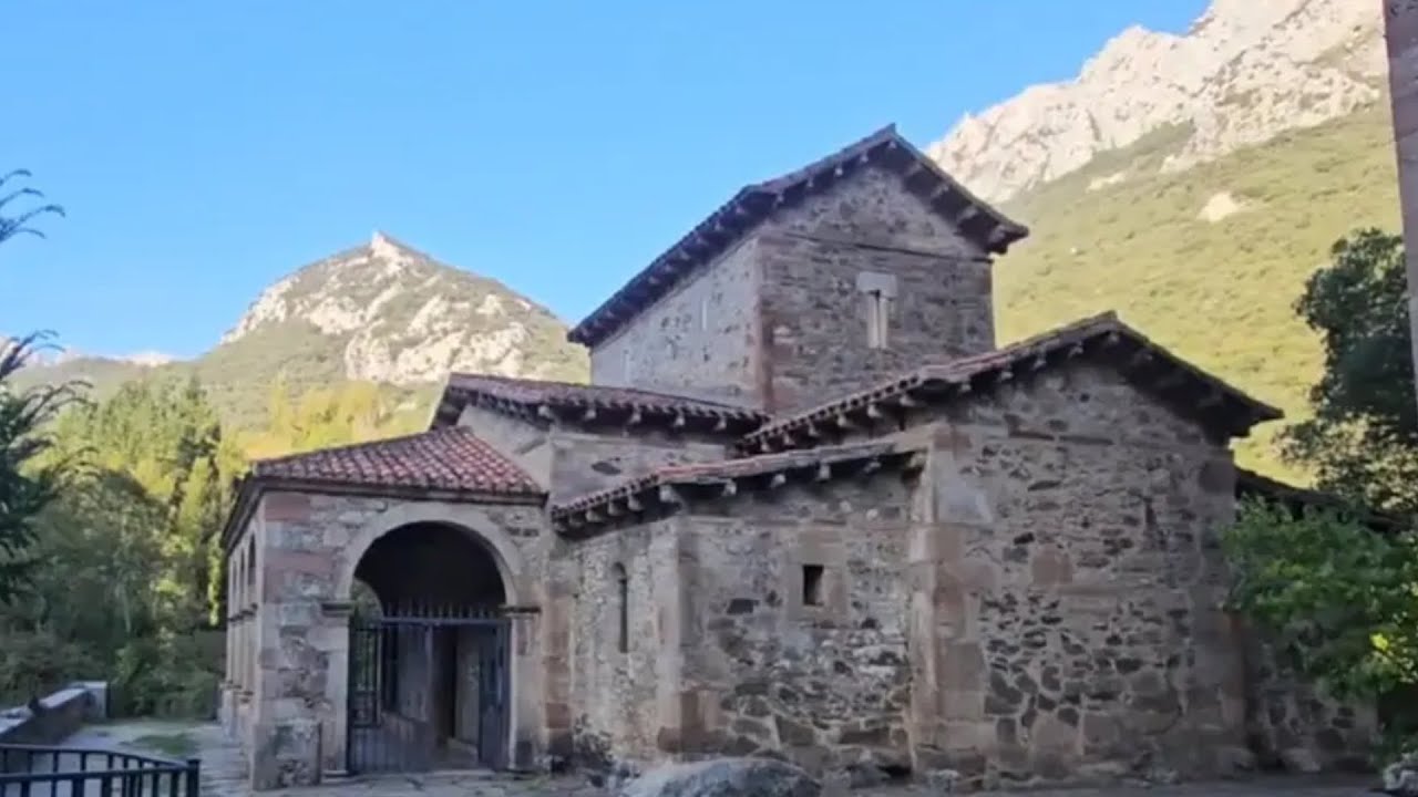 Santa María de Lebeña