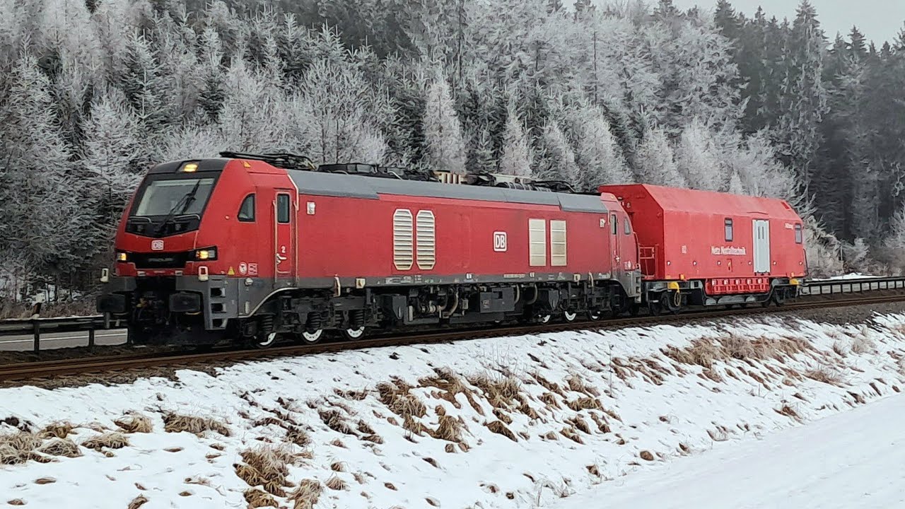 Nach Entgleisung - DB Cargo Eurodual mit Notfalltechnik Hilfszug, SmartRail BR215 mit Leergarnitur 