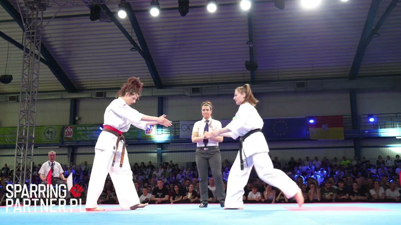 Natalia  Stachowicz vs Maryna Skamarokhova Final Women -60kg European Karate Kyokushin Championships