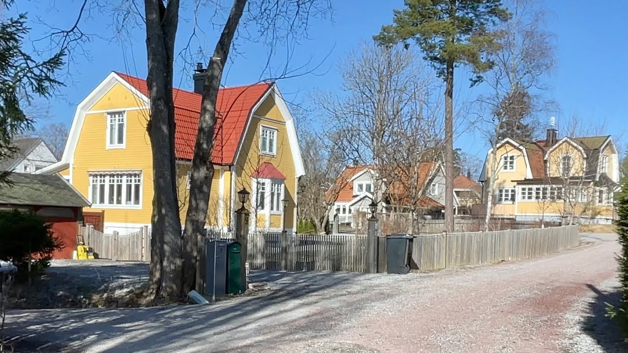 Sweden Walks: residential area in Vallentuna, Stockholm. Sunshine, birdsong and sounds of walking