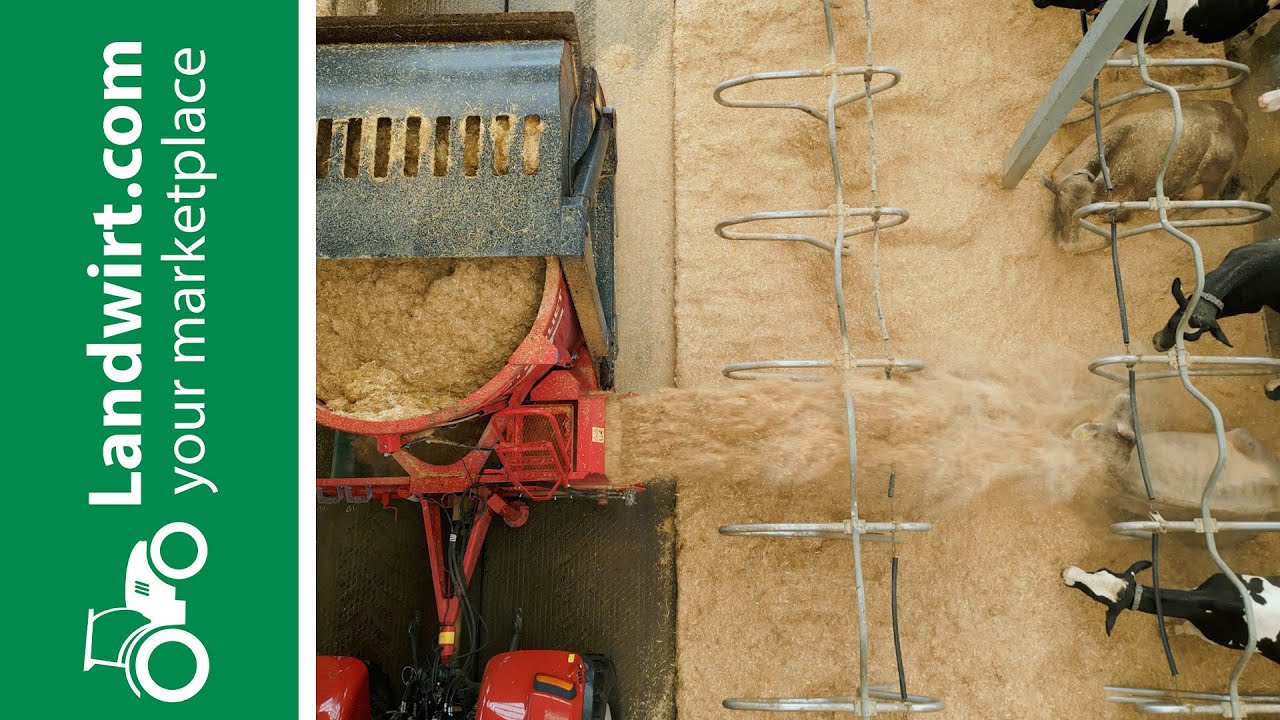 Einstreu leicht gemacht: Selbstgebauter Auswurfbeschleuniger | landwirt.com