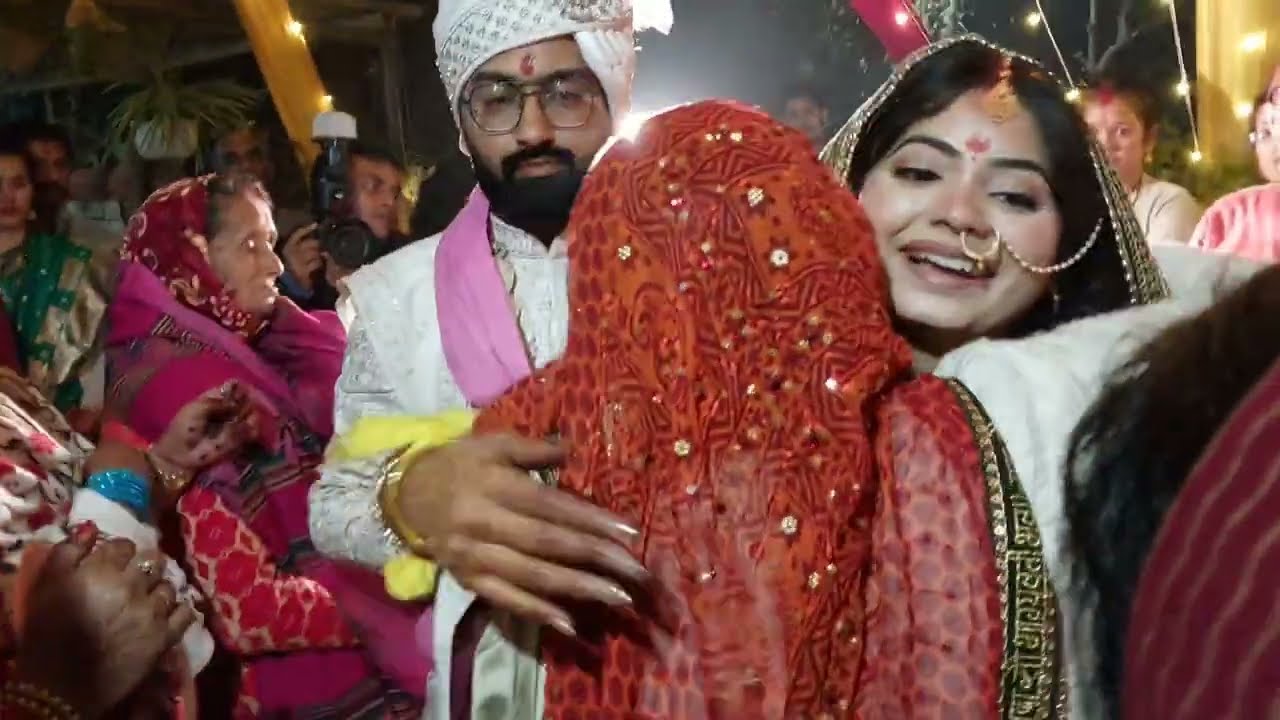 लड़की को जाना होता है पराया घर बिटिया रानी की विदाई में सब का रो-रो कर बुरा हाल है घर हो गया सुना😭😌😭