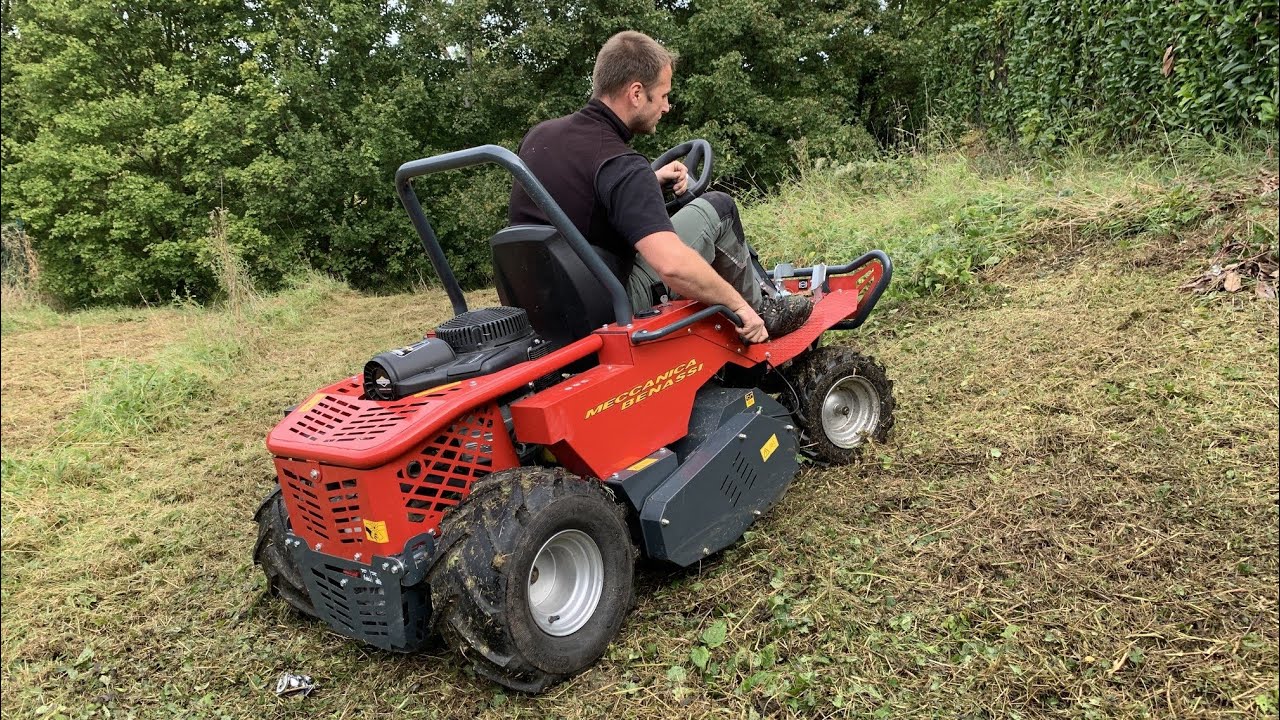 DEBROUSSAILLEUSE A FLEAUX FOX DE MECCANICA BENASSI (CDPM)