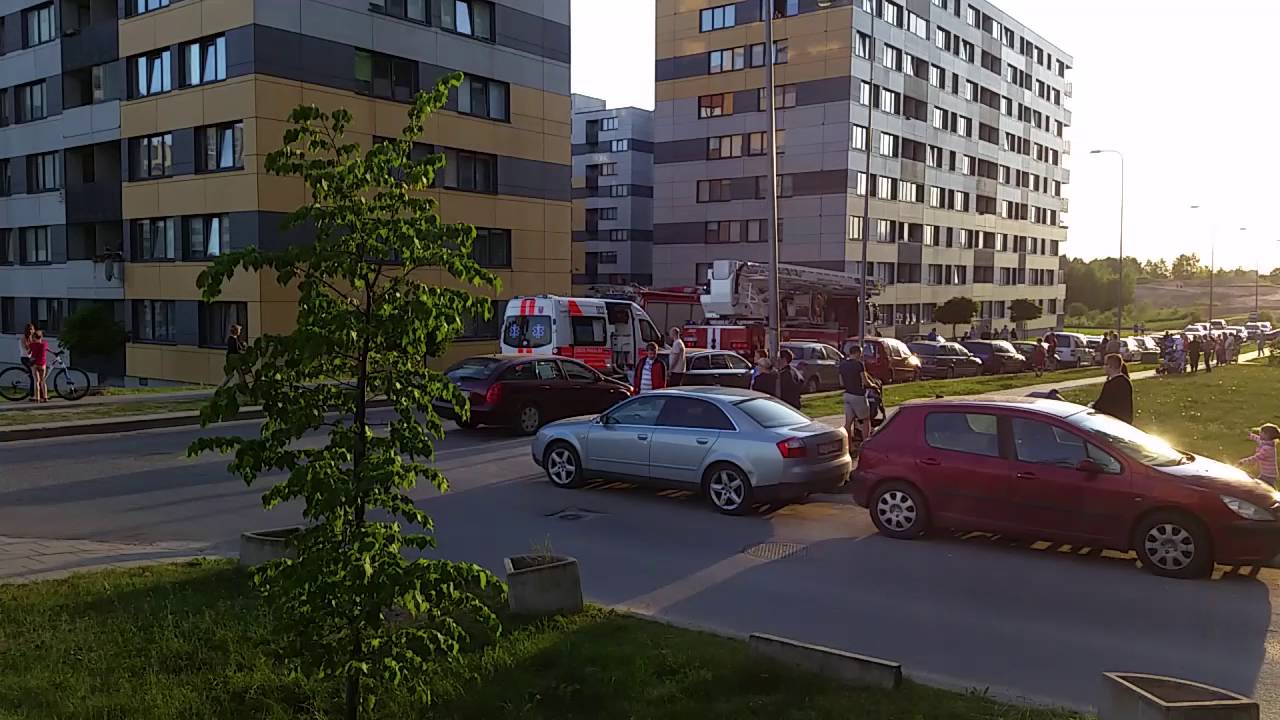 Pseudo gaisras perkūnkiemyje