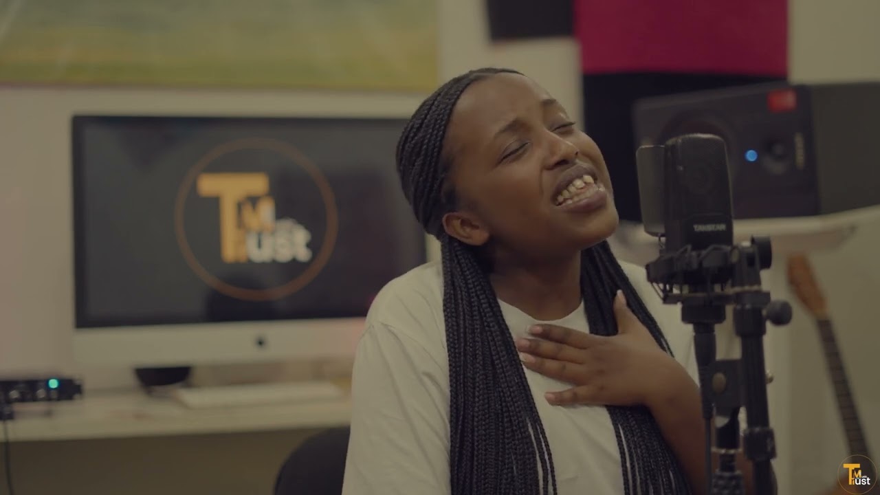 Worship Medley: Umva icyo ngusaba- Ntidufite Gutinya- Nimwumve Mbabwire|| Patience