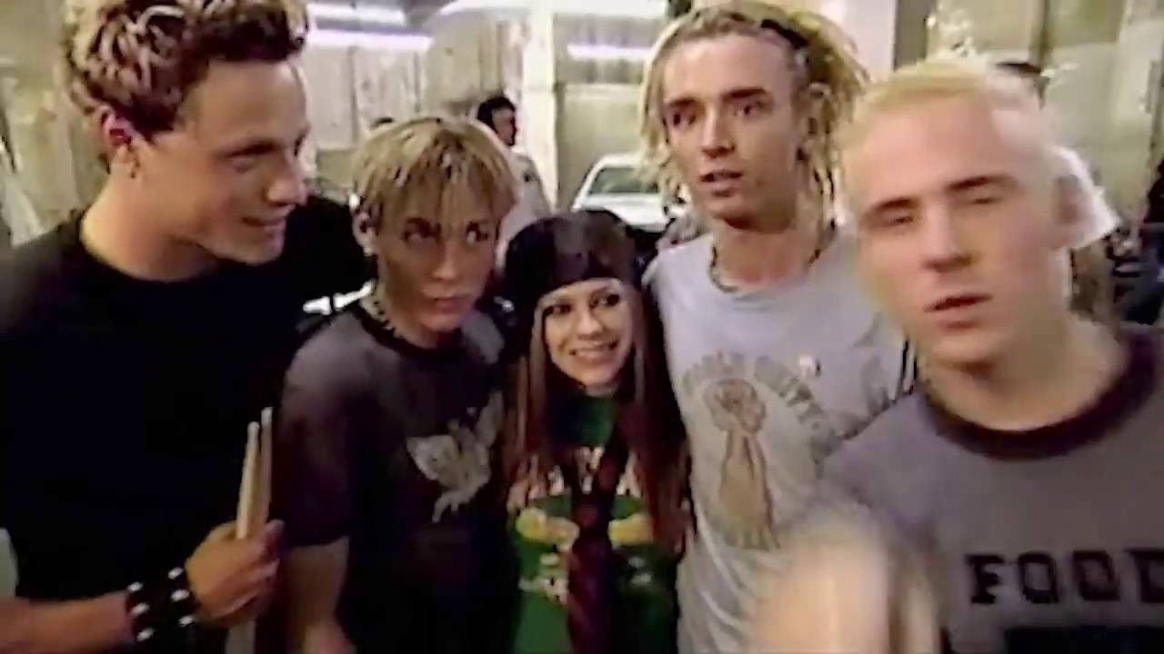 Avril Lavigne - Sk8er Boi (Behind The Scene)