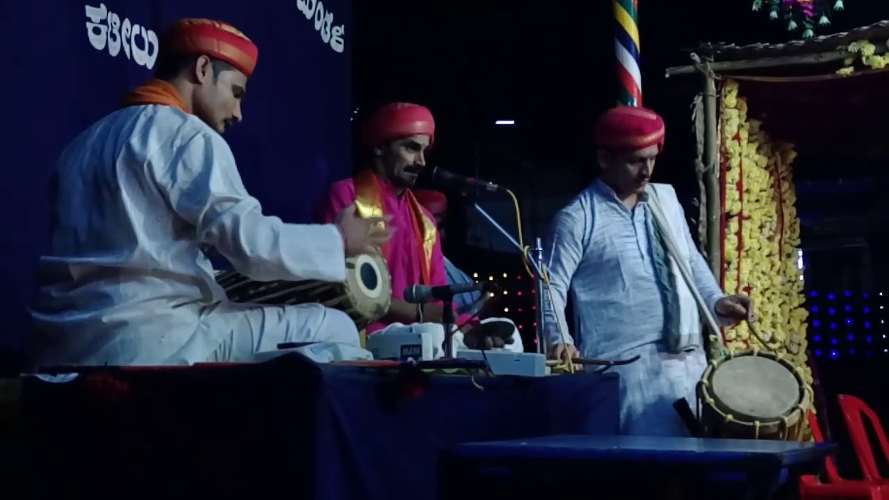 ಬಿಳಿ ಐದರ ಶೃತಿಯಲ್ಲಿ ಪ್ರಸಾದ ಬಲಿಪರಿಂದ ಲಲಿತೋಪಾಖ್ಯಾನದ ಅದ್ಭುತ ಪದ್ಯಗಳು