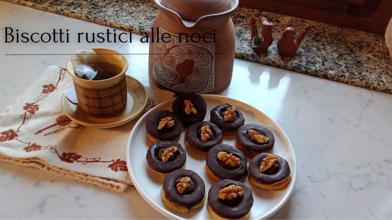 Biscotti di natale 1 -  Biscottini rustici alle noci
