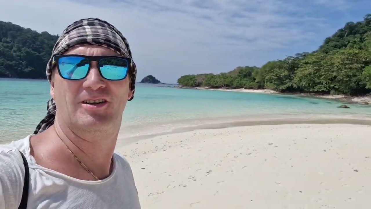 Острова Koh Rok. Умопомрачительные виды тропиков.   Между островами.