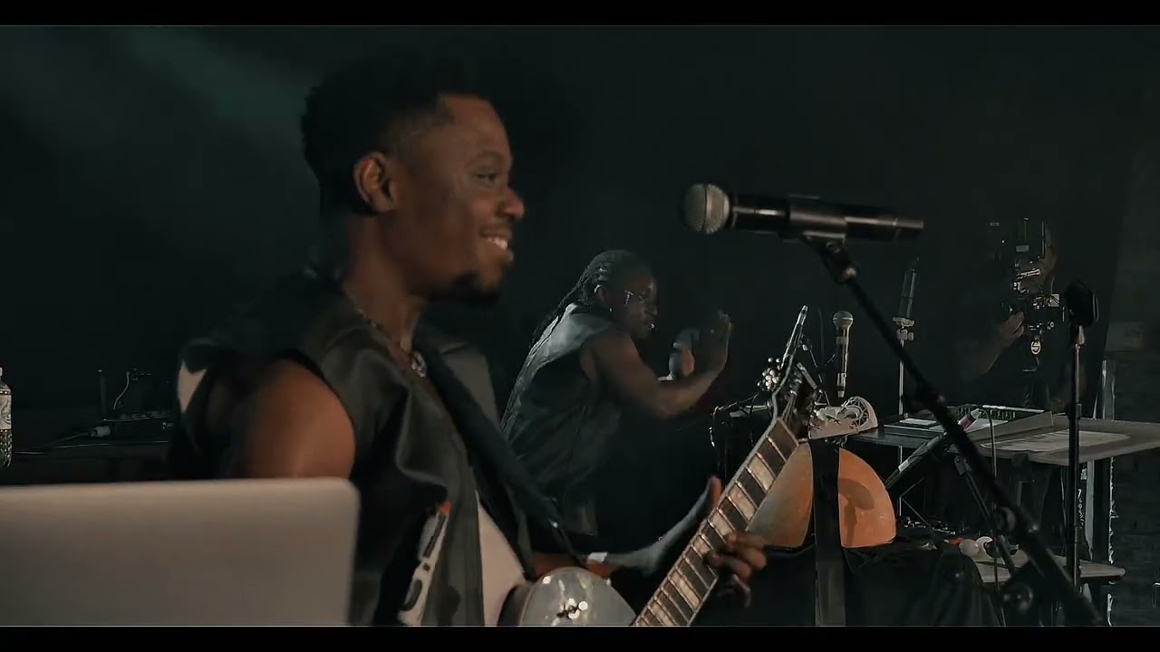 Epixode and His Krus performs - EfieNsem Live @ CosmoFest