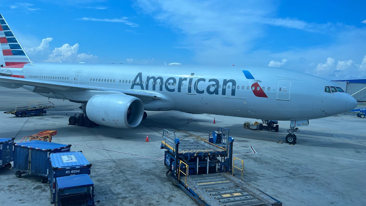 American Airlines 777-200 New York to Paris economy class review