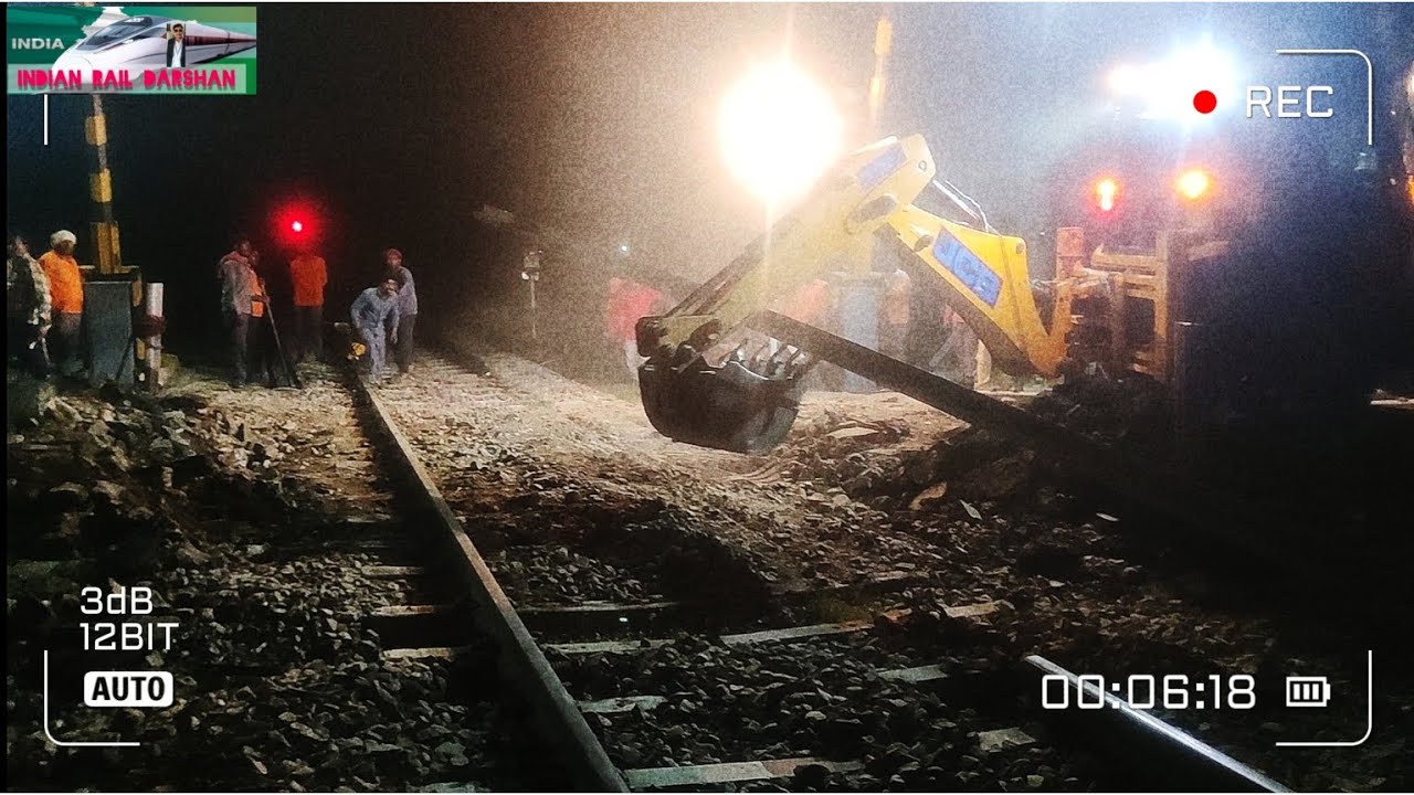 🛤️🚦Overhauling of Railway Gate(level crossing).🚂#indianraildarshan #indianrailways #railwaywork