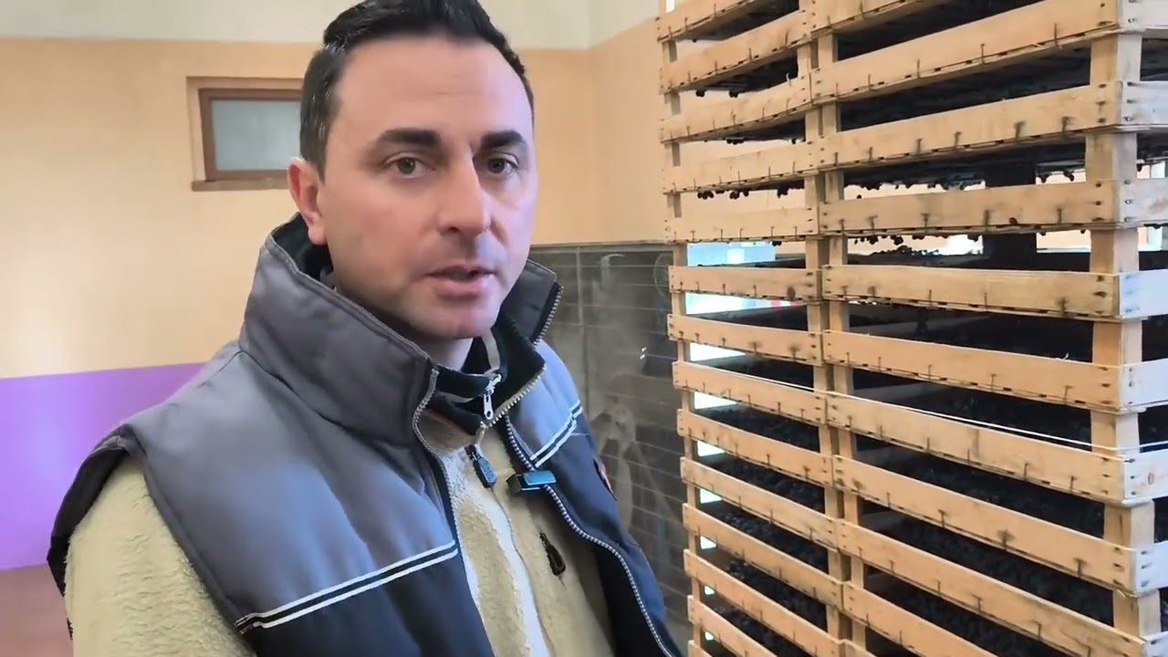 Corte Bravi Andrea Brunelli spiega con che uve e  come si produce  Amarone  il Recioto @ilmangiaweb 
