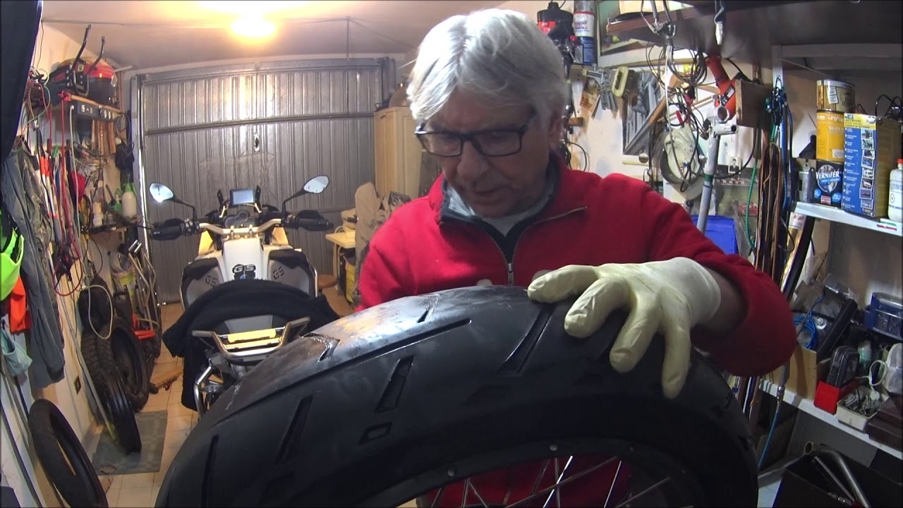 Sostituzione pneumatici e batteria sensore ruota R1200 GS ADV.