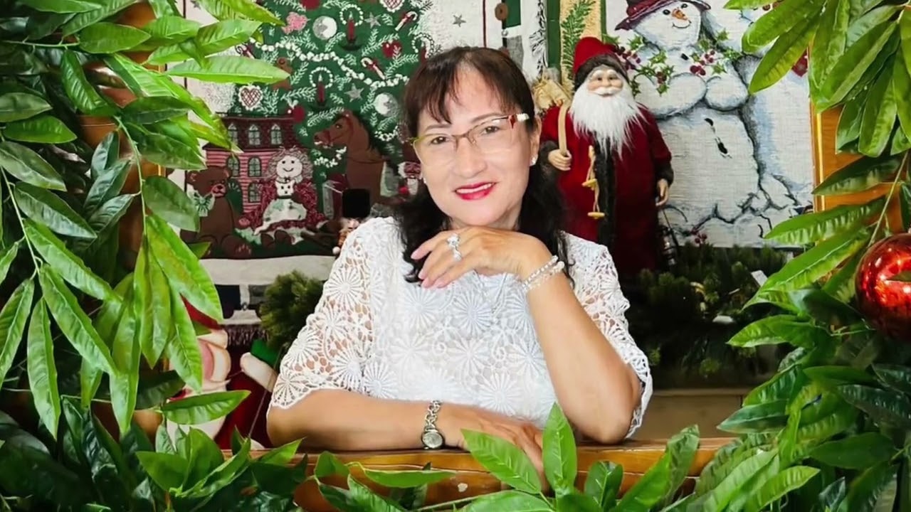 Hai mùa noel - Đài Phương Trang. Tb: Thanh Loan