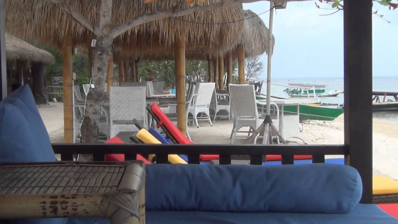 Gili Meno Restaurants - Meno Mojo Beach Bar & Restaurant