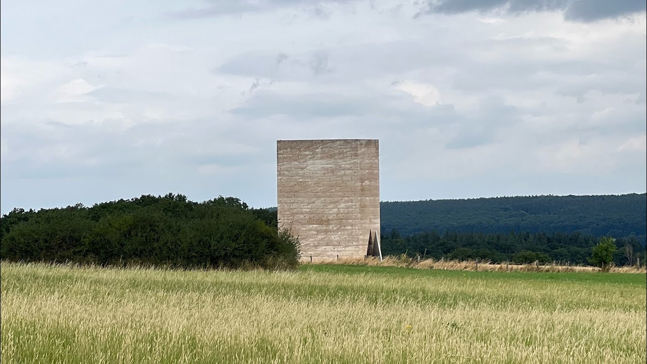 Bruder Klaus Field Chapel / Peter Zumthor / 2007 / Mechernich, Germany