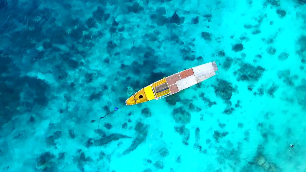GILI ISLANDS, TRAWANGAN, LOMBOK, INDONESIA 2016. AERIAL VIDEO. DJI PHANTOM 3