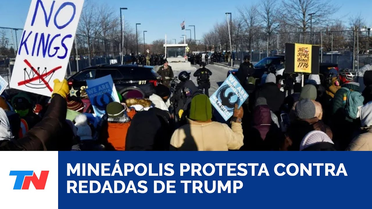 Miles de personas marchan en Mineápolis contra redadas de migrantes del gobierno Trump