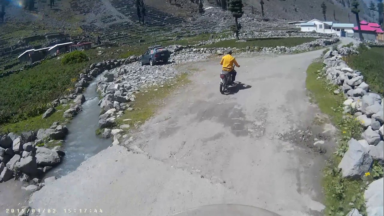 Way to khar khare lake Gabral
