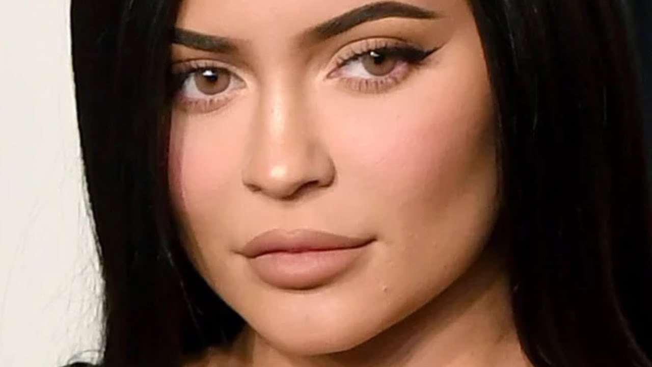 How Did Kylie Jenner React To The Astroworld Tragedy?