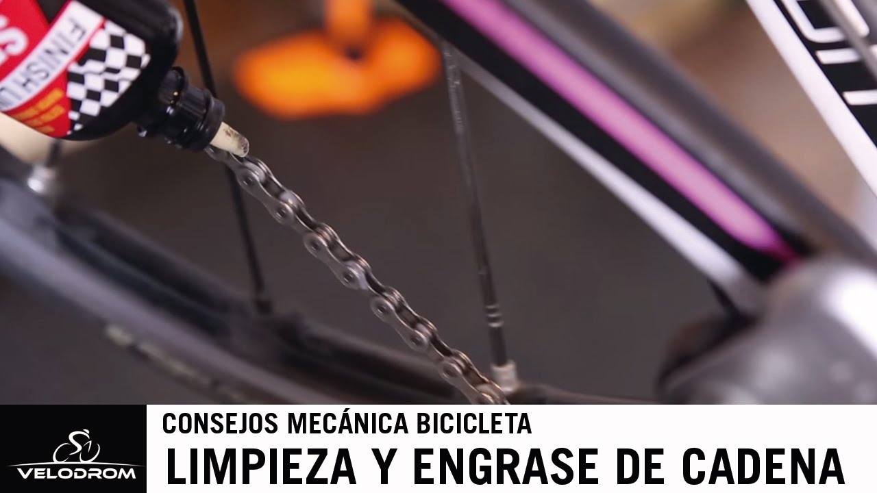 Limpieza y engrase de una cadena de bicicleta